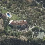 Drake Lowers Asking Price Of 20-Acre, $24,000 Square Foot Beverly Hills Mansion