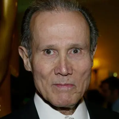 Henry Silva