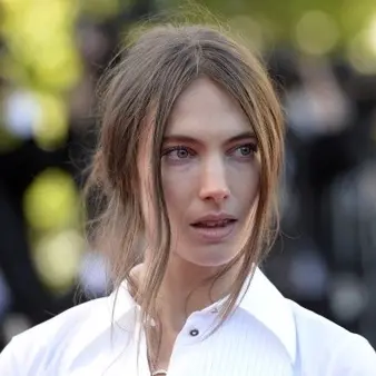 Jessica Miller Net Worth