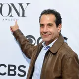 Tony Shalhoub Net Worth