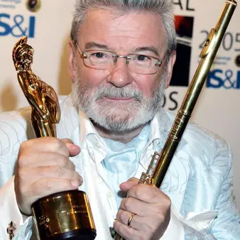 Sir James Galway Net Worth