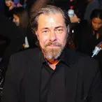 Sven Martinek Net Worth