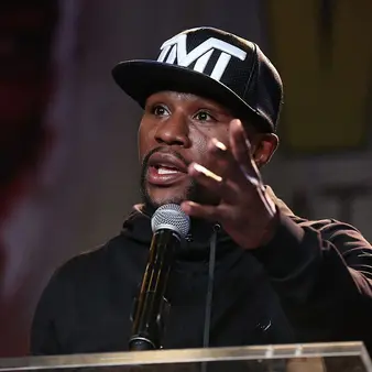 Floyd Mayweather Reportedly Bet $5.9 Million On Miami Tonight