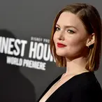 Holliday Grainger Net Worth