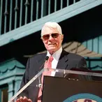 Peter Graves Net Worth