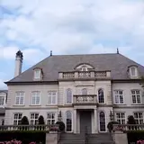 The House That Pilgrim's Pride Chicken Built Called "Cluckingham Palace" Is Up For Auction