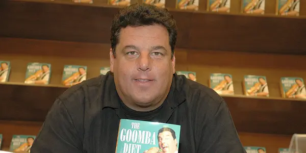 Steve Schirripa