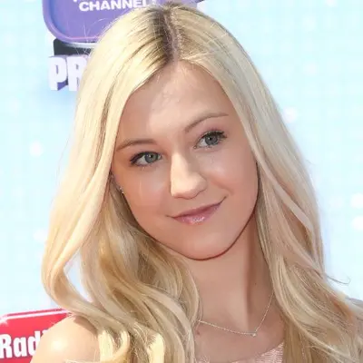 Ava Sambora