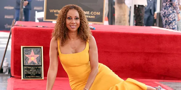 Holly Robinson Peete