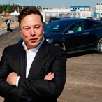 Elon Musks Sells His Four Remaining LA Houses In One $62 Million Deal