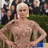 Kylie Jenner Poised To Become First Billionaire Of Kardashian Clan