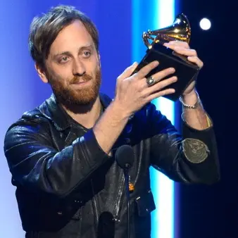 Dan Auerbach Net Worth