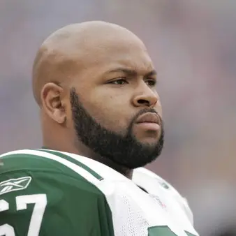 Kareem McKenzie Net Worth