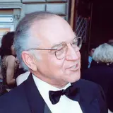 Richard Dysart Net Worth