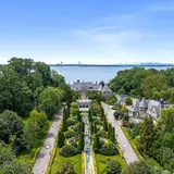 $55 Million Waterfront Mansion In New York Is Simultaneously The Weirdest And Most Jaw-Dropping Property You've Ever Seen