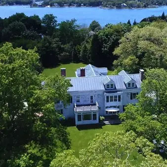 Christie Brinkley Lists Hamptons Home For $25 Million