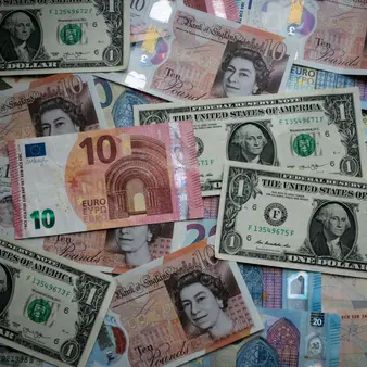 The Fact Is, If You're Rich, You Live Longer