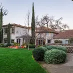 Former Star Trek Actress Jeri Ryan Lists Southern California Home For $6.999 Million