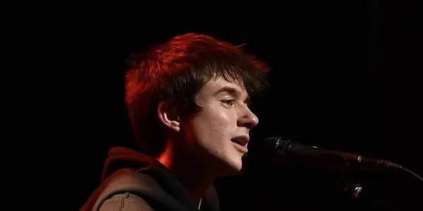 Alec Benjamin