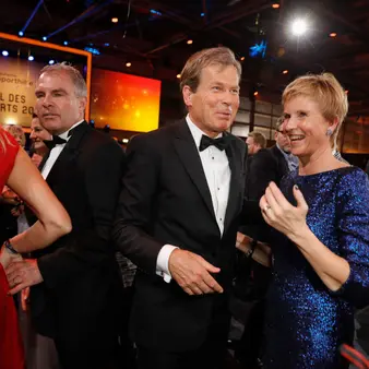 The Bad News? Your Fiancé Lied About Her True Identity. The Good News? She's Secretly One Of The Richest Women In The World…