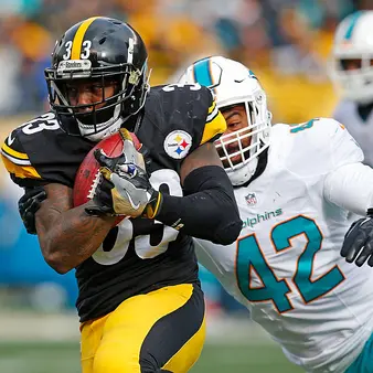 Inside The Business Course That Could Change The Lives Of NFL Players