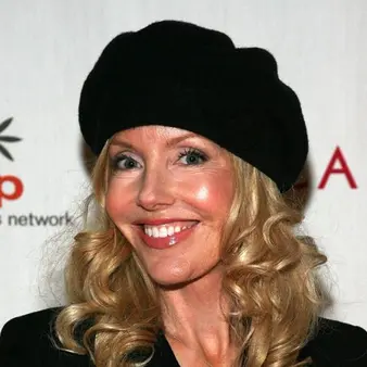 Shelby Chong Net Worth