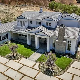 Kylie Jenner Buys A $6 Million House In Hidden Hills: A Peek Inside the A-List Fantasy