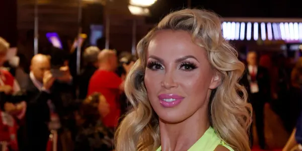 Nikki Benz