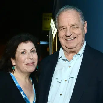 Paul Dooley Net Worth