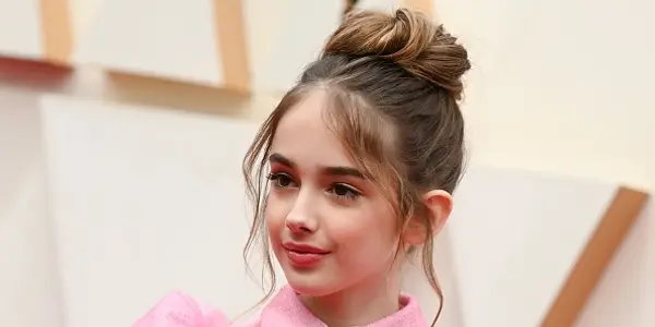 Julia Butters