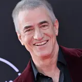 Dermot Mulroney Net Worth