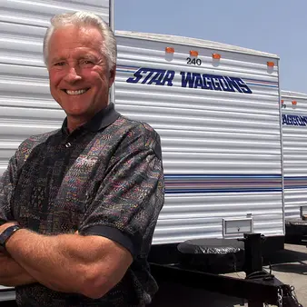 Lyle Waggoner Net Worth