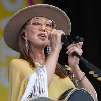 Pam Tillis Net Worth