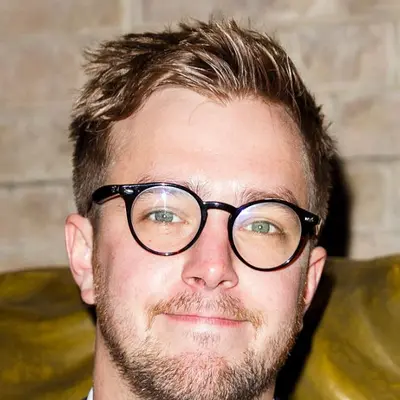 Iain Stirling