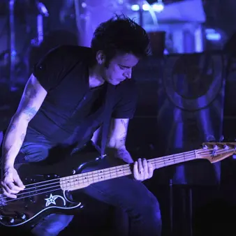 Simon Gallup Net Worth