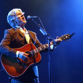 Tim Finn Net Worth