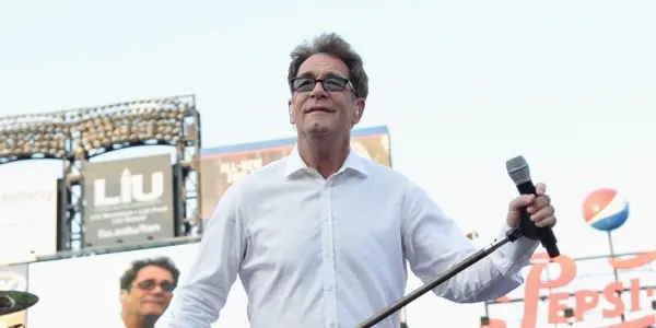 Huey Lewis