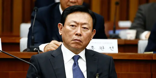 Shin Dong-Bin