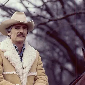 Dennis Weaver Net Worth