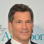 Louis Bacon Net Worth