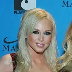 Brea Bennett Net Worth