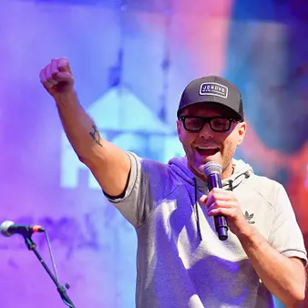 Bobby Bones Net Worth