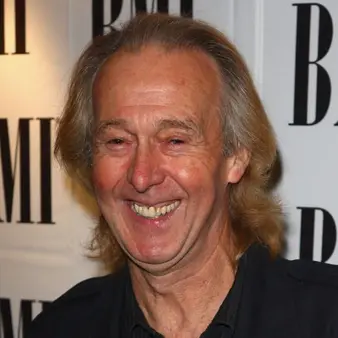 Spencer Davis Net Worth