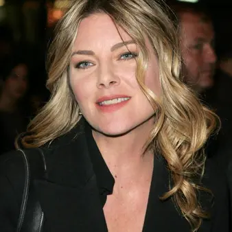 Paula Devicq Net Worth