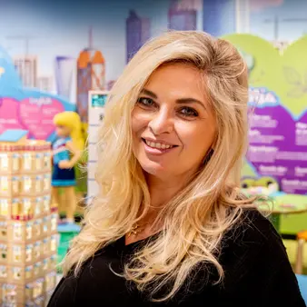 Bobbi Eden Net Worth