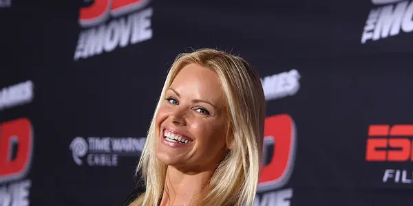 Gena Lee Nolin