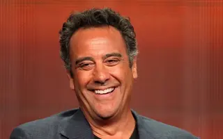 Brad Garrett Net Worth