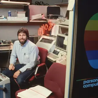 "I'm The Happiest Person Ever": Steve Wozniak Drops Zen Comment Dunk On Snarky Internet Critics Of His "Lack" Of Enormous Wealth