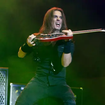 Kiko Loureiro Net Worth