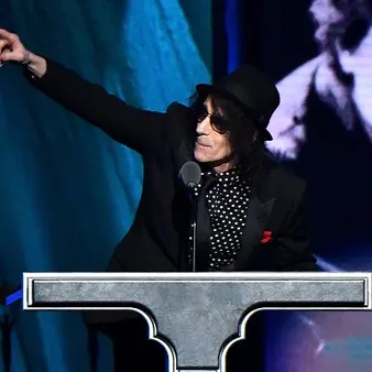 Peter Wolf Net Worth